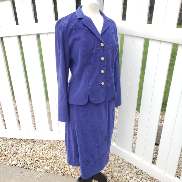 Leslie Fay Dresses & Skirts - 💋3/$25💋VTG Leslie Fay Blue Purple Skirt Suit Set
